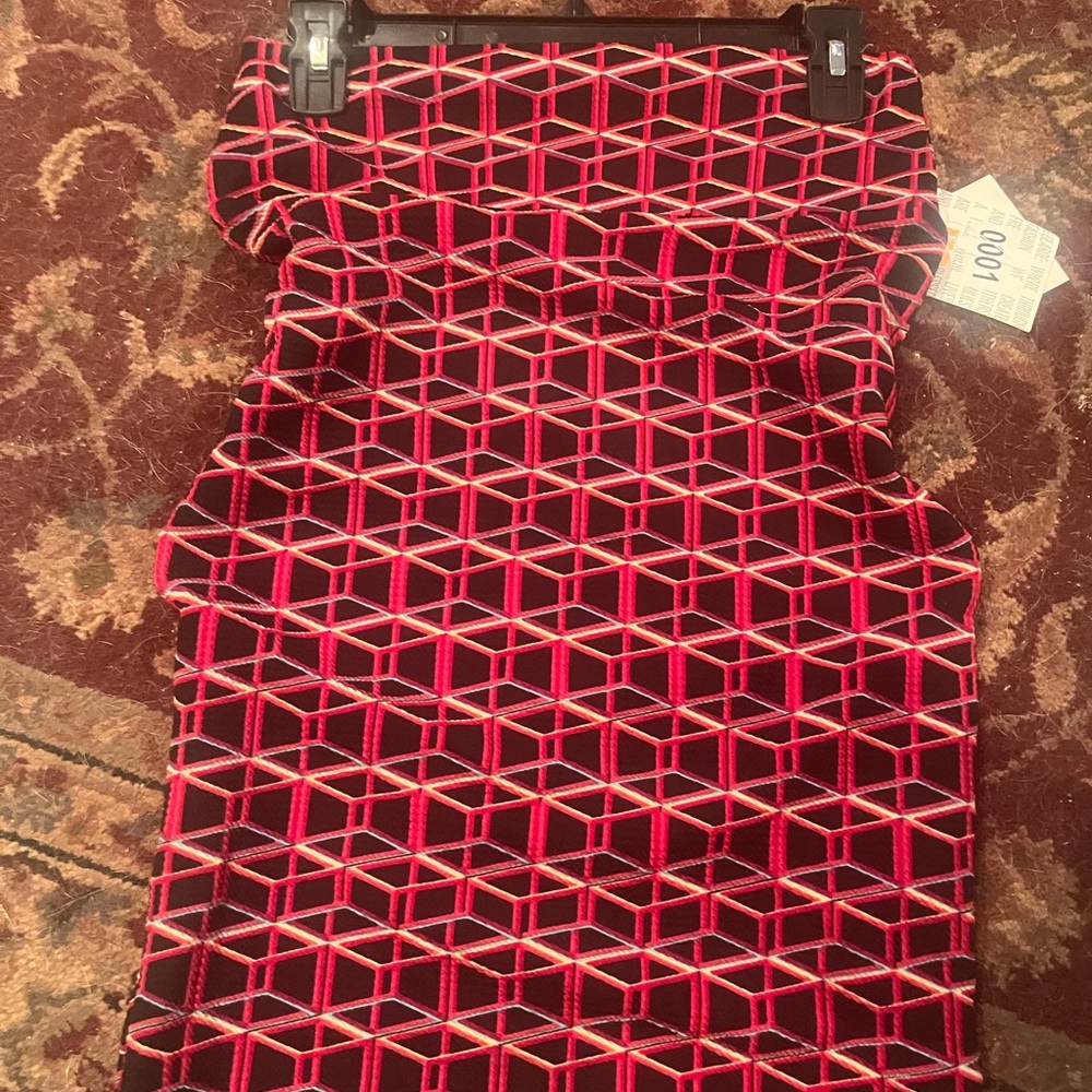 LuLaRoe CassieRed Geometric Pattern Pencil Skirt Size XS